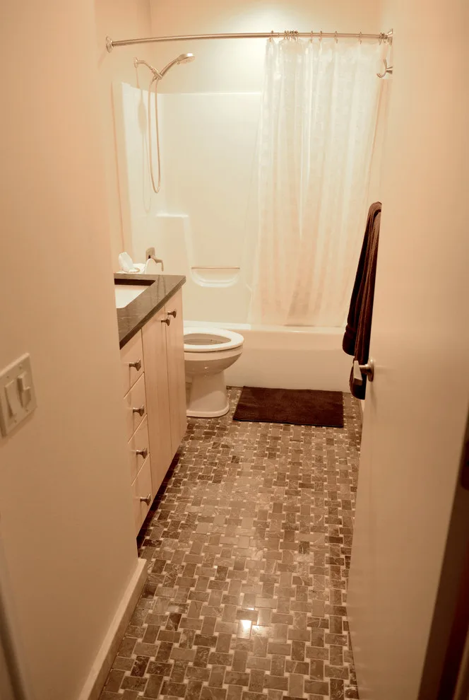 Primary and Guest Restrooms by 24/7 Deck Builders - Photo 6