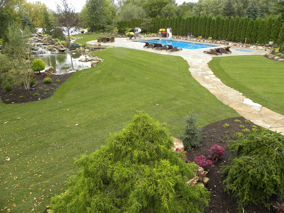 Lake County, Indiana Back Yard Wonderland by Smalls Landscaping - Photo 7