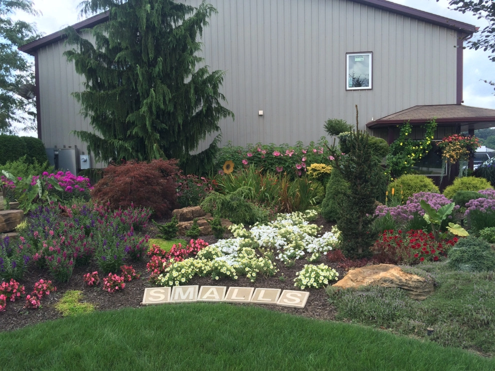 Smalls Landscaping by Smalls Landscaping - Photo 15