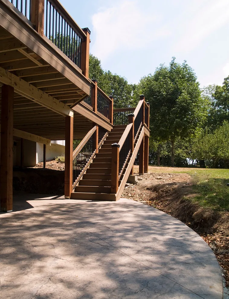 Meyer - Evergrain Composite Decking in Kansas City by Moonlight Decks LLC - Photo 3