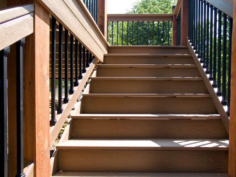 Meyer - Evergrain Composite Decking in Kansas City by Moonlight Decks LLC - Photo 13