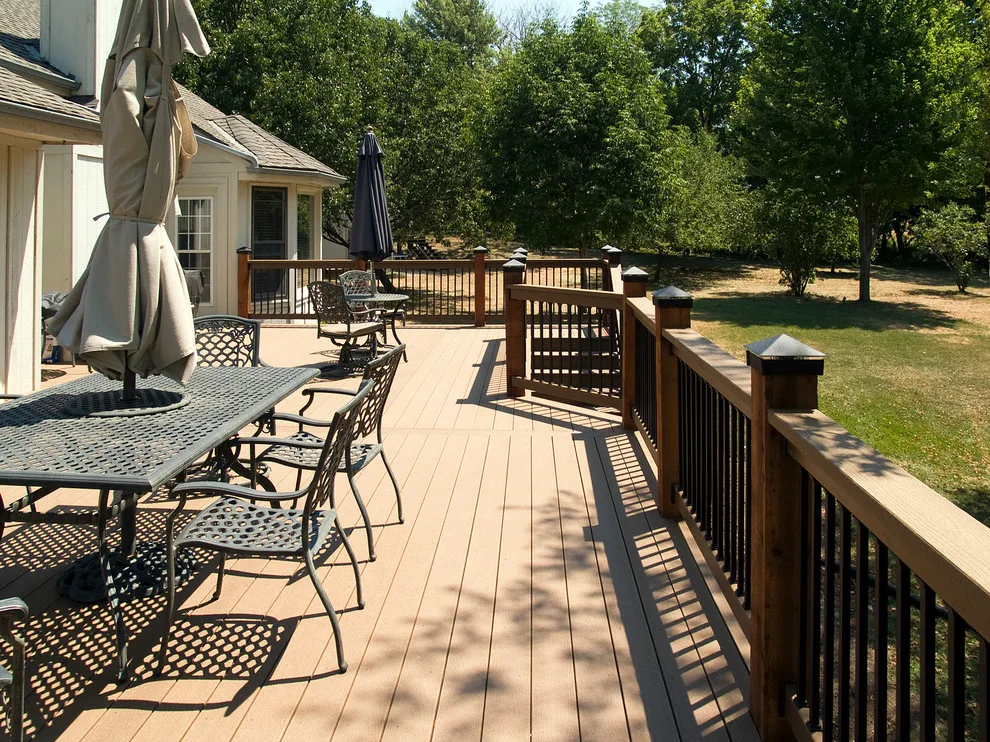Meyer - Evergrain Composite Decking in Kansas City by Moonlight Decks LLC - Photo 6