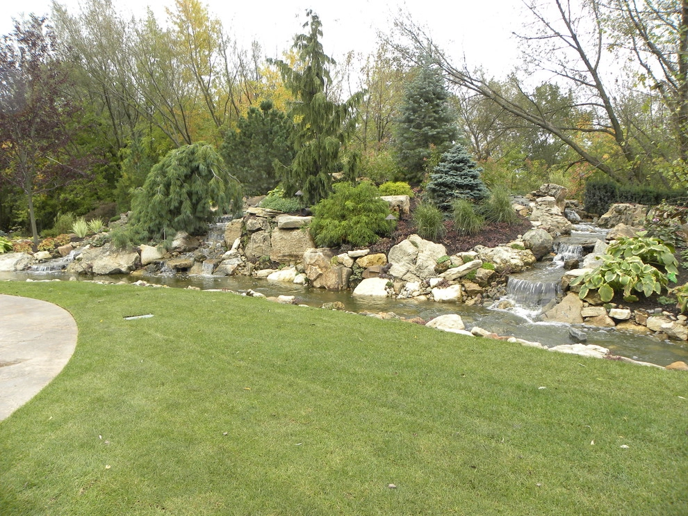 Lake County, Indiana Back Yard Wonderland by Smalls Landscaping - Photo 4