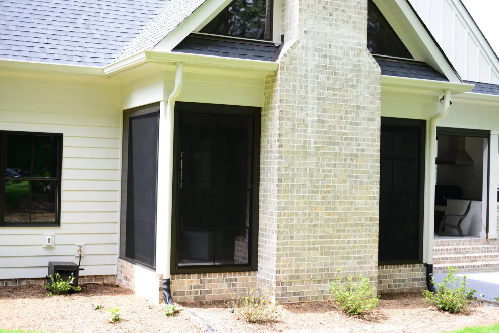 Illusion Pull-Down Screens by Valverax LLC - Photo 3