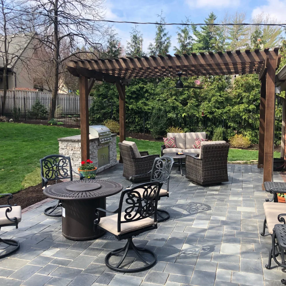 Mission Hills Paved Patio by Kansas City Hardscapes - Photo 2
