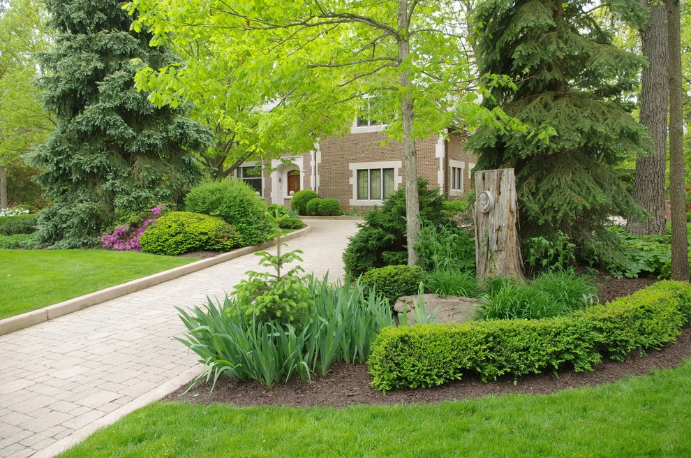 Chesterton, Indiana shade landscape garden by Smalls Landscaping - Photo 4