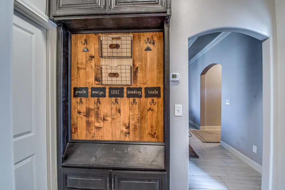 Moore's Custom Interior Projects by Cedar Lane Artistry - Photo 2