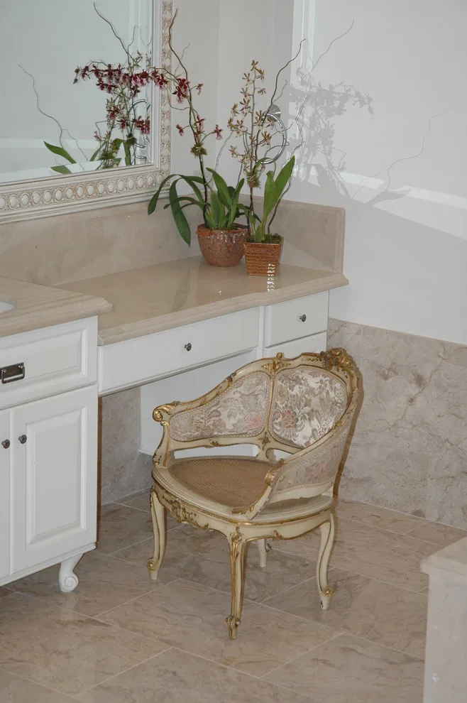 French Residence of Tyler by Sherry Garrett Design - Photo 6