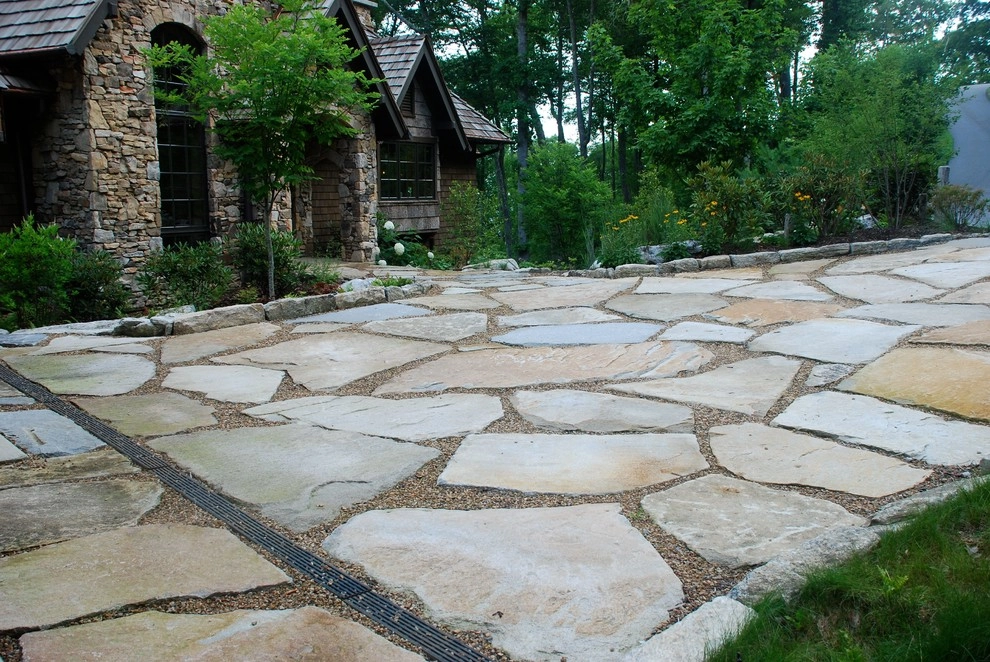 Driveways by Snow Creek Landscaping, LLC - Photo 2