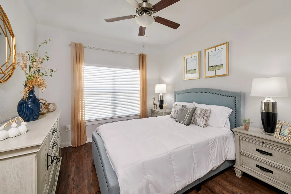 Revamped Bedroom Concepts by Jana Ward Interiors - Photo 5