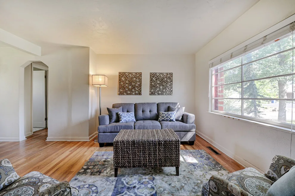 Renovated Bungalow, North End Listing by Sarah Waddell, Pomeroy House Interiors - Photo 7