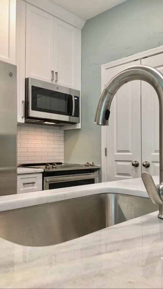 Renovated condo kitchen by Michelle McKoy Designs - Photo 4