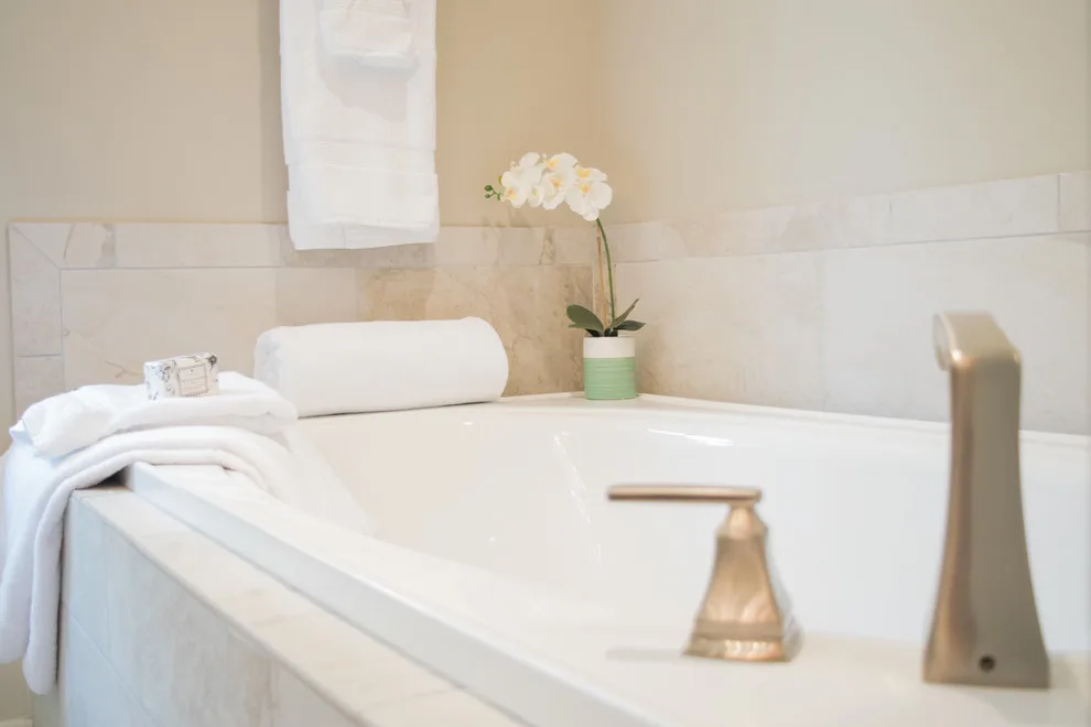 Renovated Craftsman Townhouse by RYS Interior Consulting - Photo 14