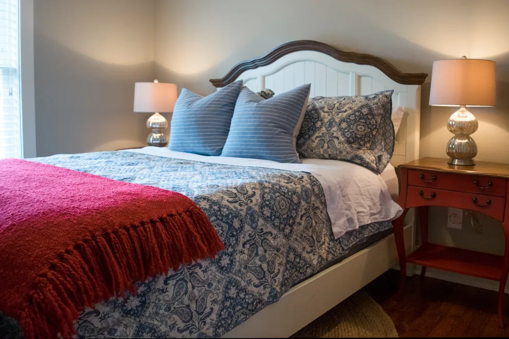 Renovated Craftsman Townhouse by RYS Interior Consulting - Photo 35