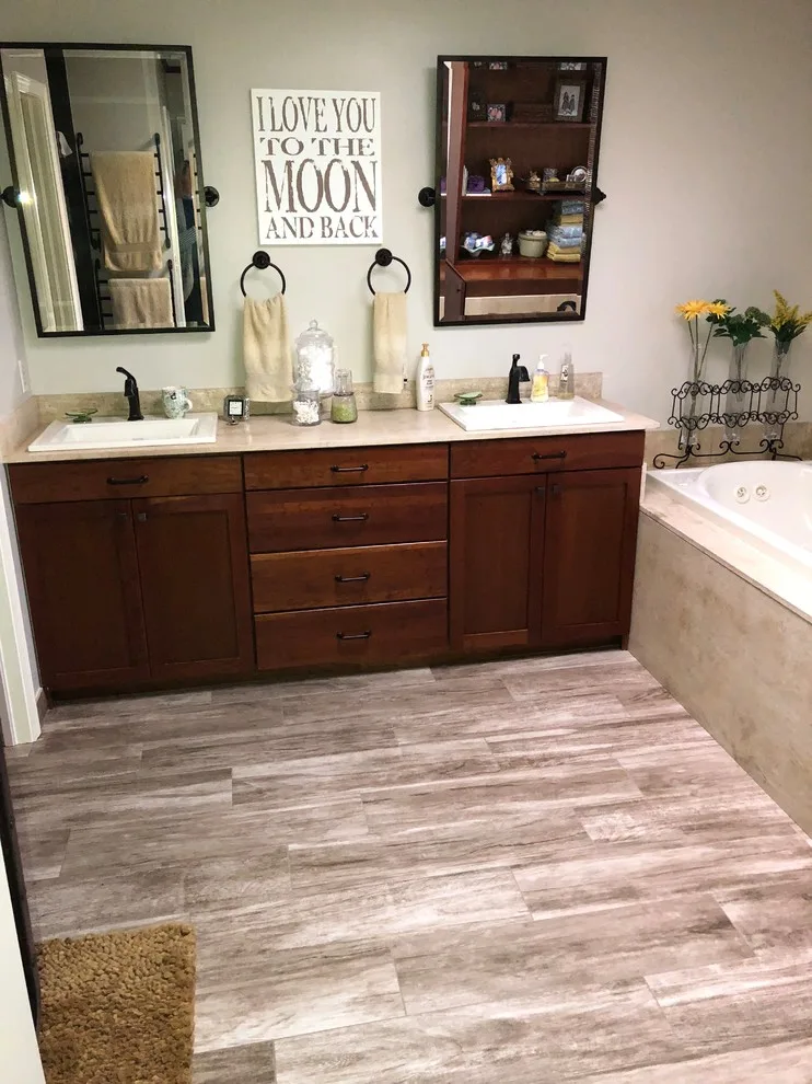 Revised soft renovation in transitional design by Molly Gerkin Johnston Interior Designer - Photo 7