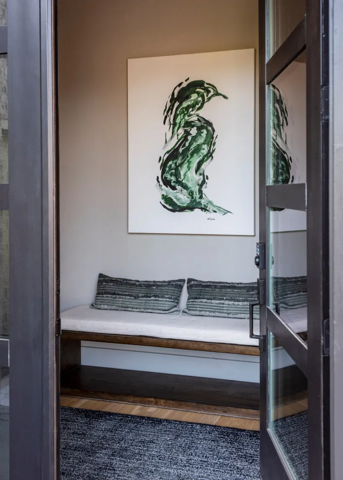 City Chic Retreat by Marcelle Guilbeau Interior Design - Photo 14