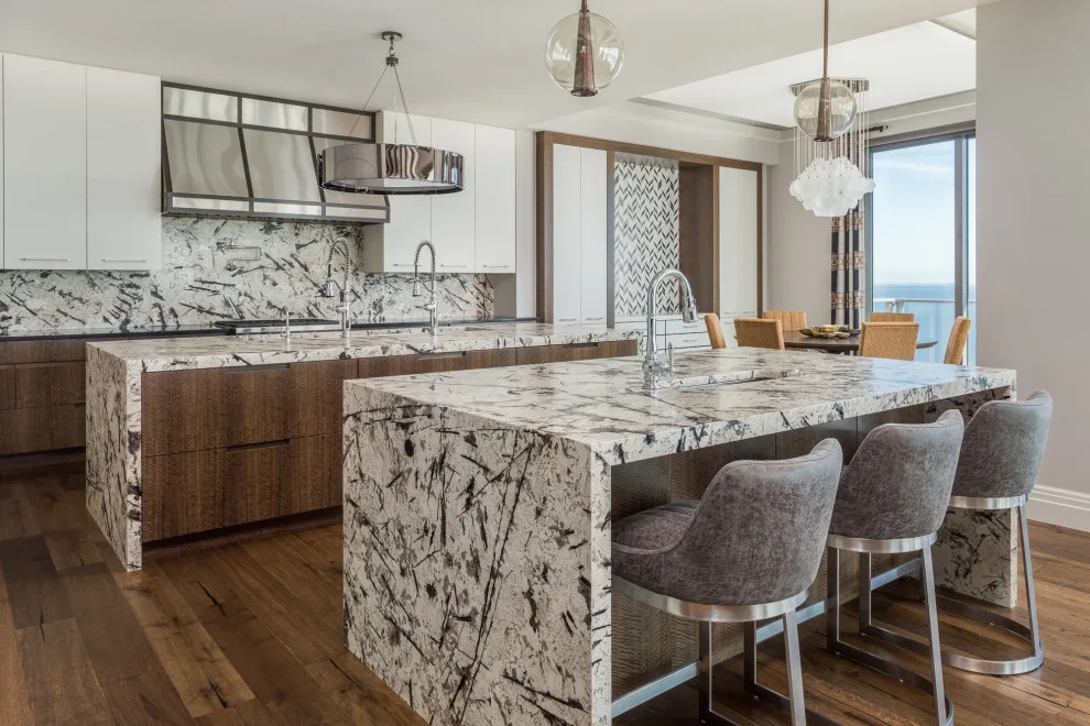 Contemporary City by Michelle Miller Design, Inc. - Photo 2