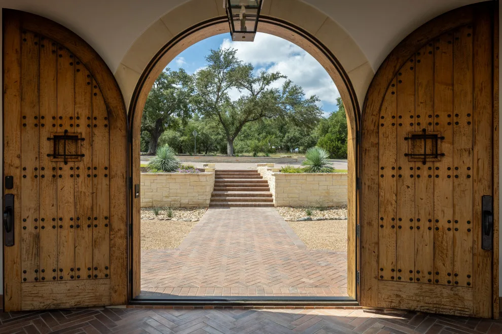 Oak Villa by Michelle Miller Design, Inc. - Photo 25
