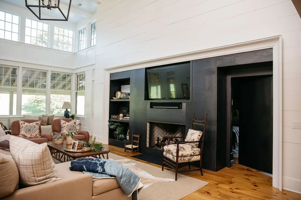 Contemporary Virginia Farmhouse by Viva Luxe Studios, LLC - Photo 27