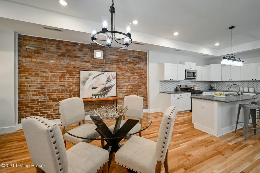 Actual Staging for a Virtual Stage by Living Spaces Design Group - Photo 6