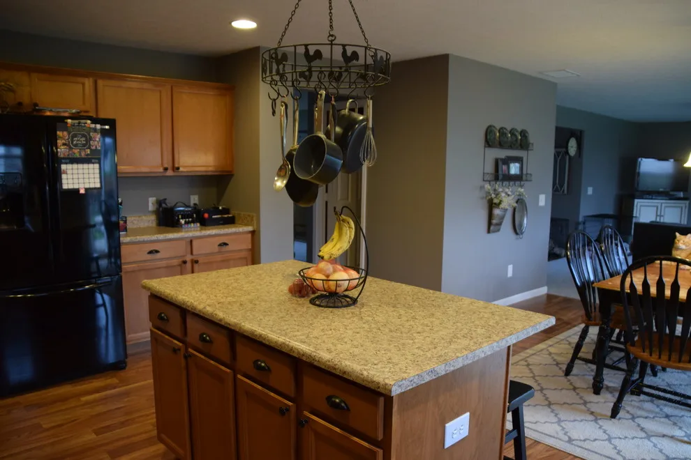 Virtual Home by Savvy Style With Valerie - Photo 22