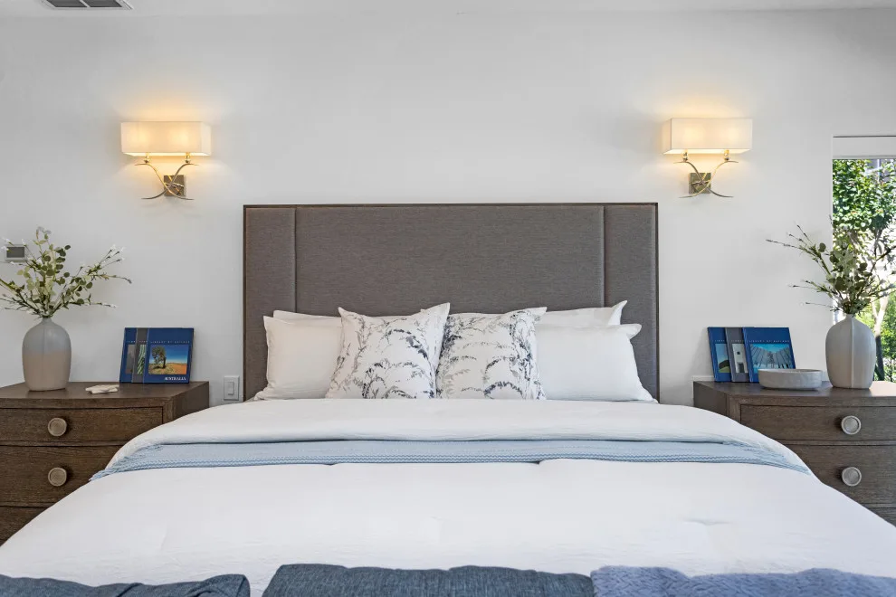 Walden Road - Upscale - Mixed Home Staging by FlyGirl Home Staging & Redesign - Photo 8