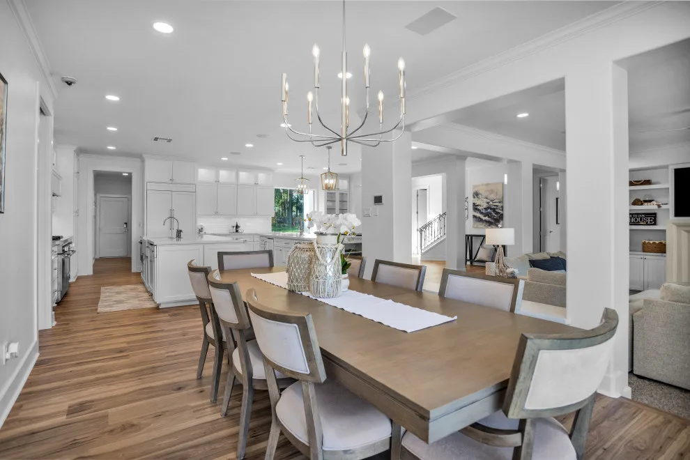 Walden Road - Upscale - Mixed Home Staging by FlyGirl Home Staging & Redesign - Photo 4