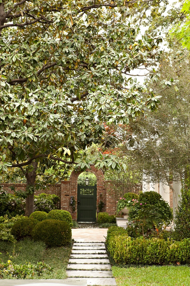Elegant Park Cities Property by Southern Botanical, Inc. - Photo 6