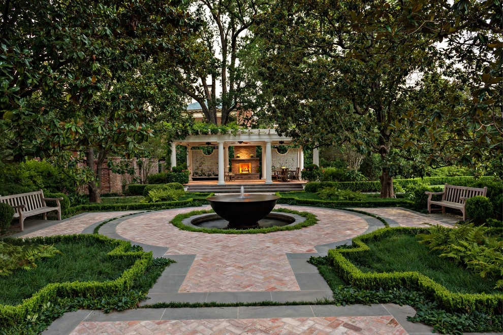 Elegant Park Cities Property by Southern Botanical, Inc. - Photo 5