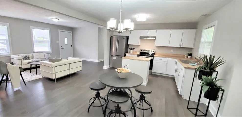 Webster Avenue by House Of Sleek - Photo 7