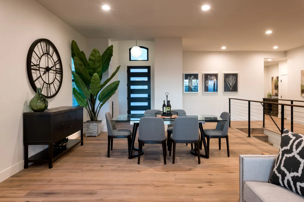 Wedgewood Way - Interior Design, Construction, and Merchandising by Four Seasons Design Team - Photo 13