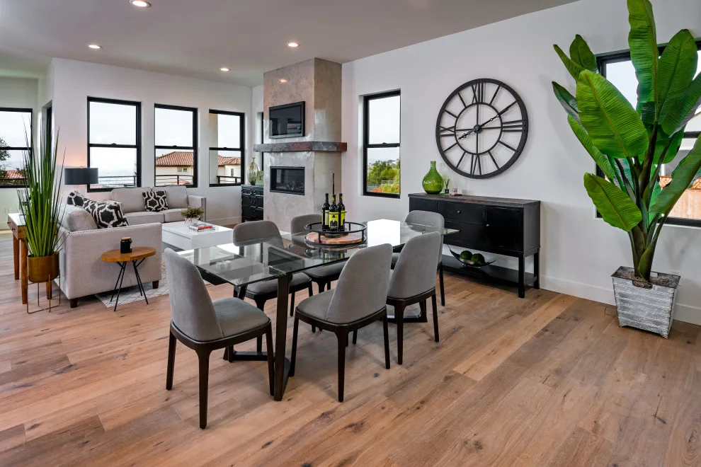 Wedgewood Way - Interior Design, Construction, and Merchandising by Four Seasons Design Team - Photo 4