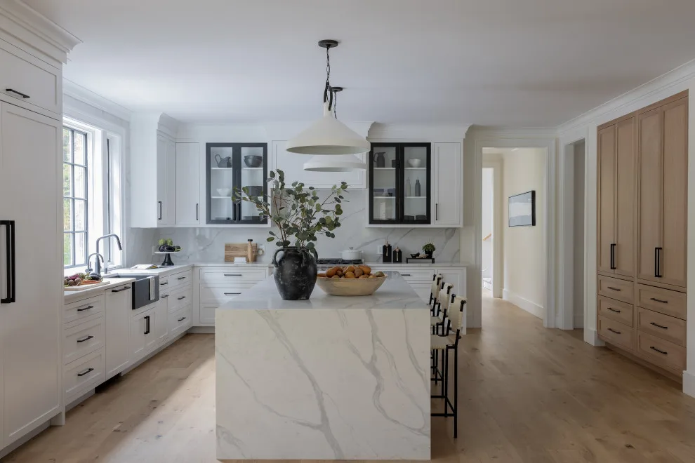 Wellesley Home by Shari Pellows Interiors - Photo 5