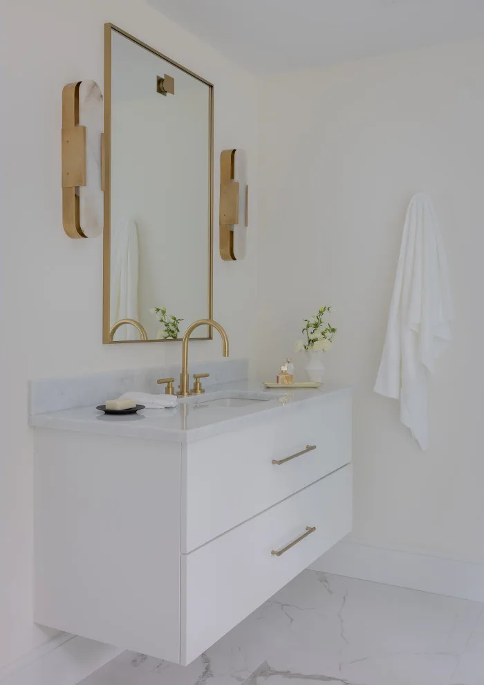 Wellesley Home by Shari Pellows Interiors - Photo 9