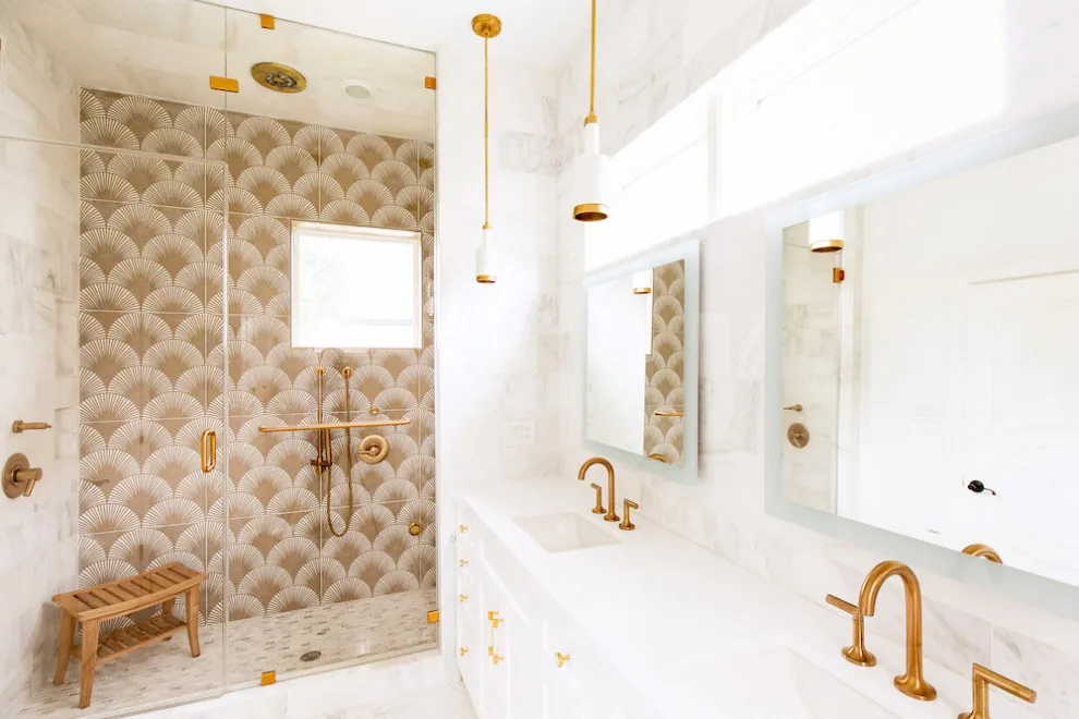 Annie Street West Bathroom by Patrice Nichole Studio - Photo 2