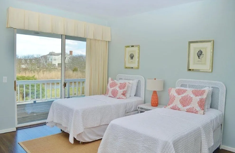 WESTHAMPTON JG1 INITIATIVE by Dream Windows & Interiors - Photo 11