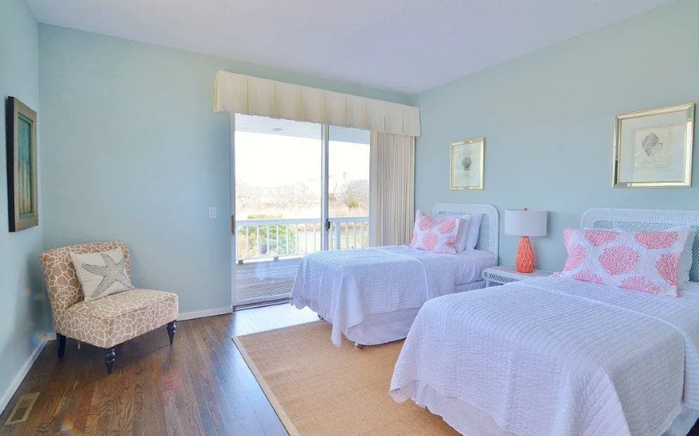 WESTHAMPTON JG1 INITIATIVE by Dream Windows & Interiors - Photo 12