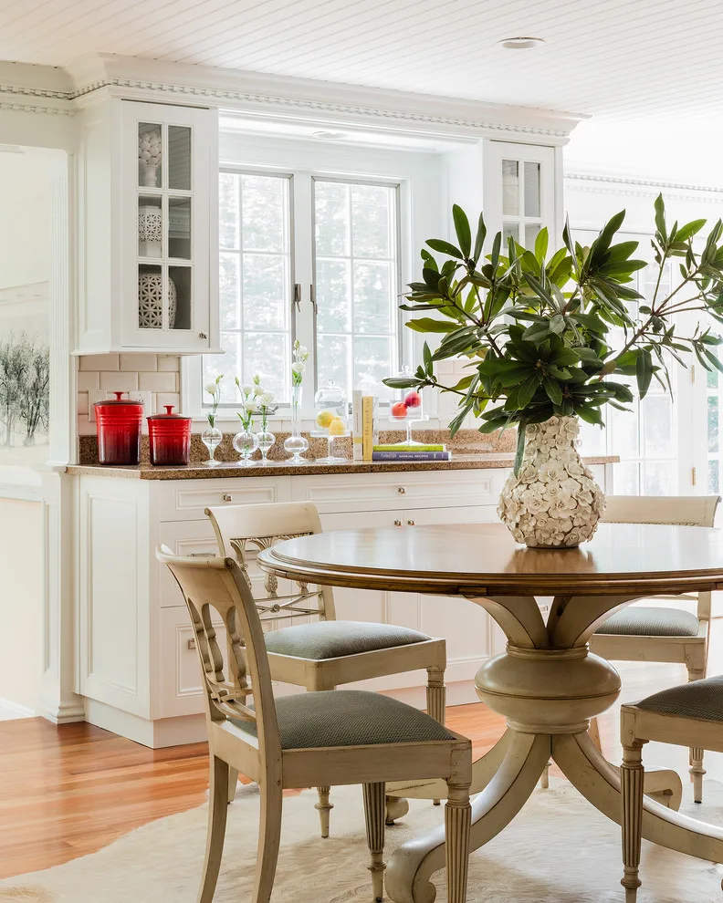 Westwood Massachusetts Home by Shari Pellows Interiors - Photo 4