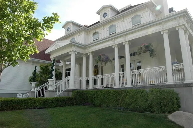 White Residence by Gingerly Done - Photo 3