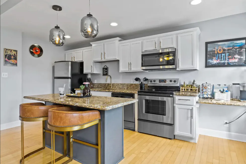 Whitehall Apartment 4A by Dh Design Studio - Photo 4