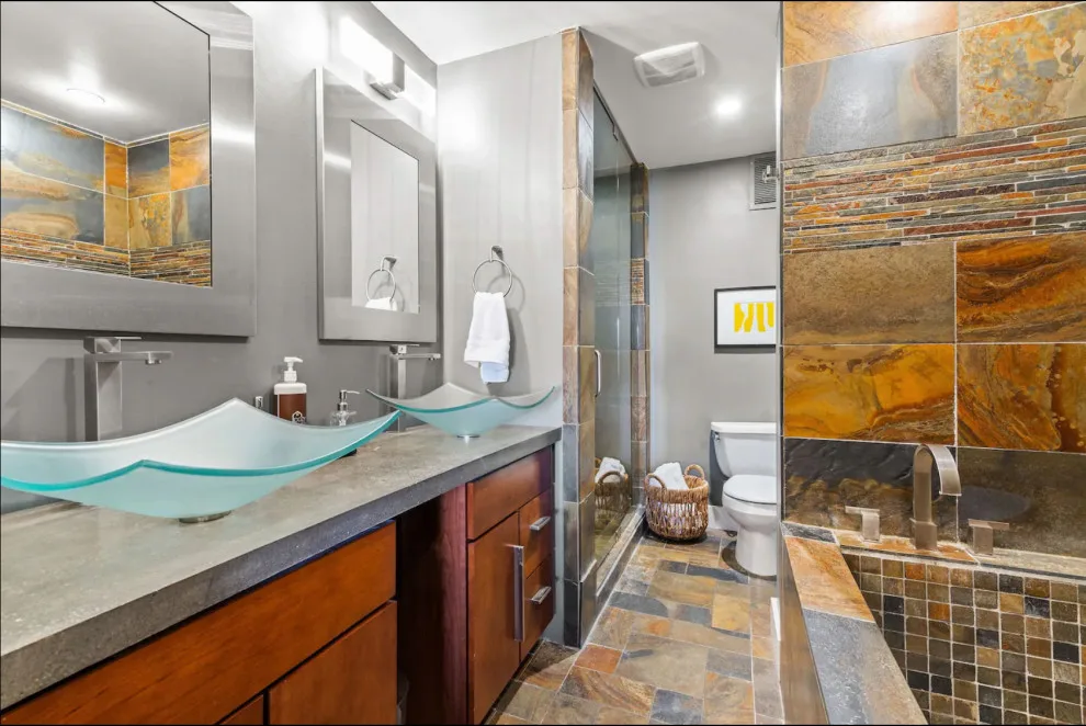 Whitehall Rooftop Suite by Dh Design Studio - Photo 13