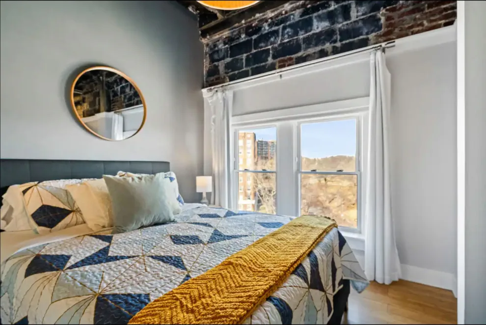 Whitehall Rooftop Suite by Dh Design Studio - Photo 7