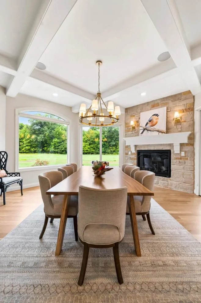 Wieland Stone Columns Homearama by Interiors821, LLC - Photo 76