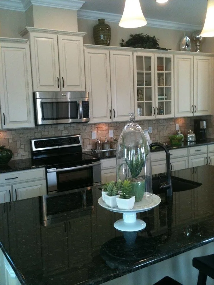 Williams Apartment by HMH Designs - Photo 2