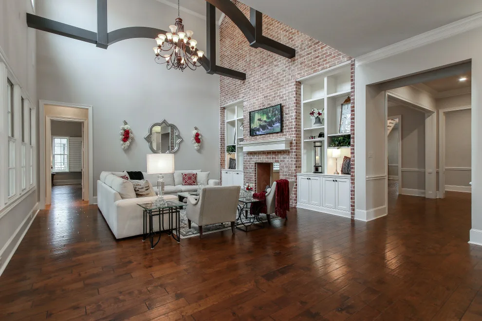 Windfair Loop - Unoccupied Home Staging Initiative by FlyGirl Home Staging & Redesign - Photo 2
