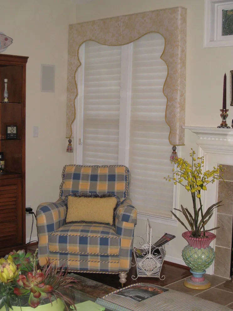 Window coverings by Michelle Peller White Chochkey's - Photo 9