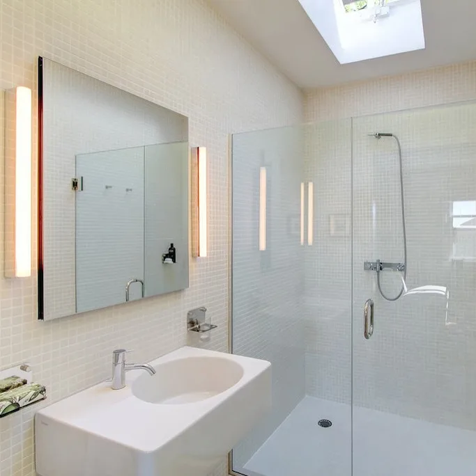 Dave Johnson Interiors - Photo 2