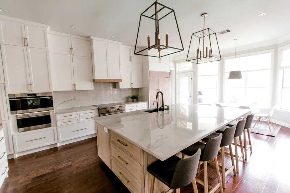 Vibrant and Modern Kitchen Makeover by Just The Thing Decorating, Staging, And Windows - Photo 28