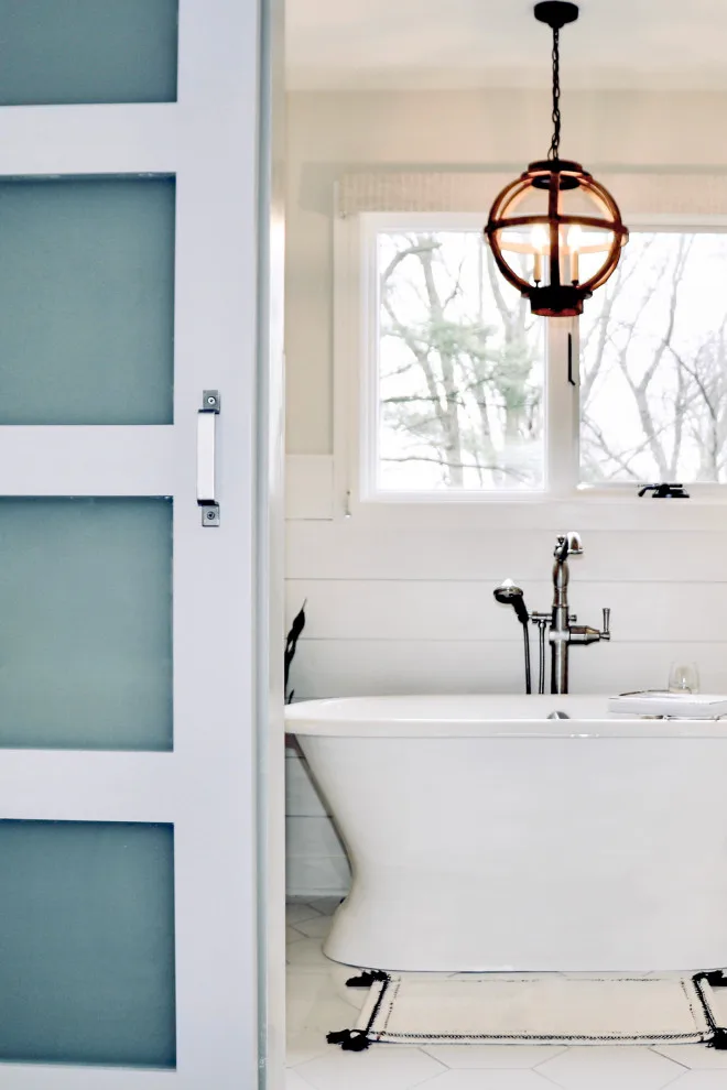 Tranquil Restroom by Catherine Marrano Interiors - Photo 4