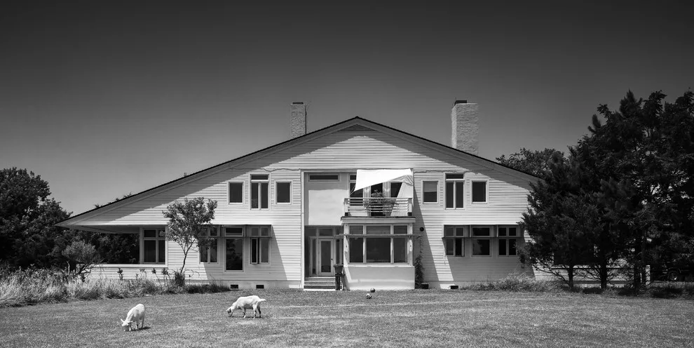 Contemporary Agricultural Home by David D. Quillin Architecture - Photo 22